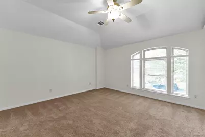 18 Dover Drive, Conroe, TX 77304 - Photo 33