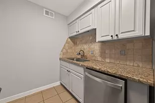 3131 Cummins St, Houston, TX 77027 - Photo 15