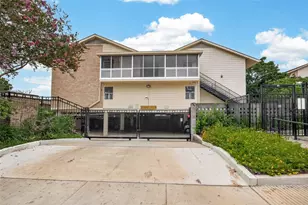 3131 Cummins St, Houston, TX 77027 - Photo 1