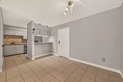 3131 Cummins Street #82, Houston, TX 77027 - Photo 9