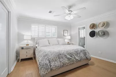 12515 Queensbury Lane, Houston, TX 77024 - Photo 15