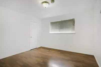 9610 S Hanworth Drive, Houston, TX 77031 - Photo 21