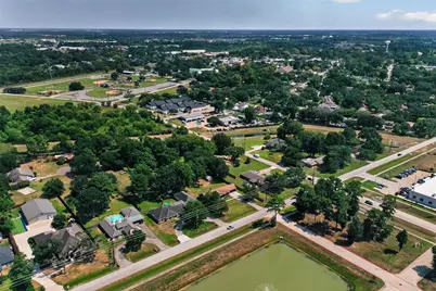 711 Baker Drive, Tomball, TX 77375 - Photo 43