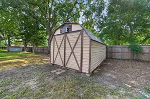 711 Baker Dr, Tomball, TX 77375 - Photo 35