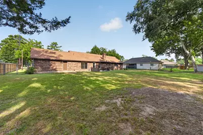 711 Baker Drive, Tomball, TX 77375 - Photo 33
