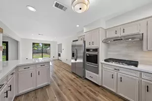 711 Baker Dr, Tomball, TX 77375 - Photo 13