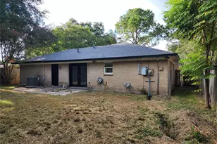 12875 Westella Dr, Houston, TX 77077 - Photo 17