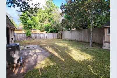 12875 Westella Drive, Houston, TX 77077 - Photo 21