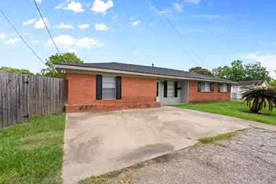 815 Rugeley Street, Bay City, TX 77414 - Photo 3