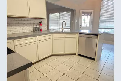 2215 Lady Leslie Lane, Pearland, TX 77581 - Photo 13