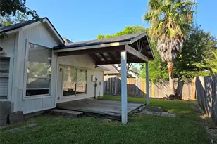 2215 Lady Leslie Ln, Pearland, TX 77581 - Photo 21