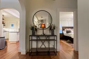1604 Castle Ct St, Houston, TX 77006 - Photo 5