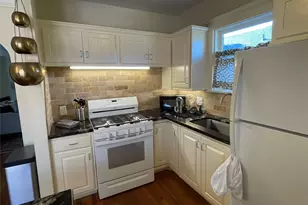 1604 Castle Ct St, Houston, TX 77006 - Photo 11