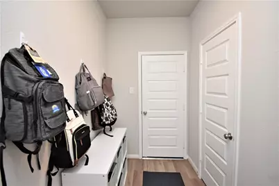 10012 Deussen Lane, Texas City, TX 77591 - Photo 35