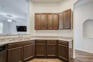 11064 Patriot Ct, Cleveland, TX 77328 - Photo 7