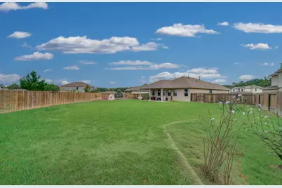 11064 Patriot Court, Cleveland, TX 77328 - Photo 33