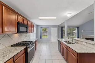 6443 Bright Falls Ln, Katy, TX 77449 - Photo 7