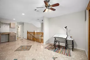 2 Amber Fire Pl, The Woodlands, TX 77381 - Photo 17