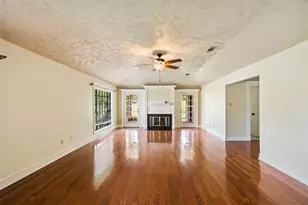 101 Fairway View Ln, Montgomery, TX 77356 - Photo 13