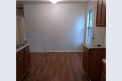 1131 W Front Street, Sealy, TX 77474 - Photo 11