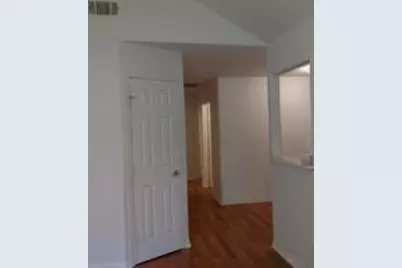 1131 W Front Street, Sealy, TX 77474 - Photo 9