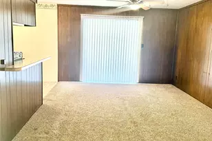 501 E Oak St, Highlands, TX 77562 - Photo 15