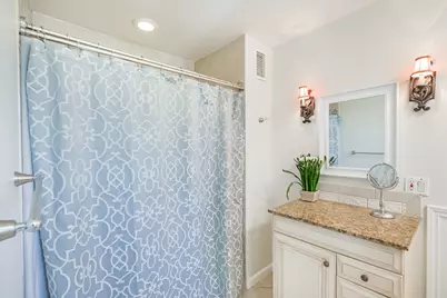 10303 Lynbrook Hollow Street, Houston, TX 77042 - Photo 41