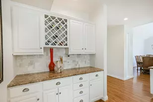 10303 Lynbrook Hollow St, Houston, TX 77042 - Photo 15