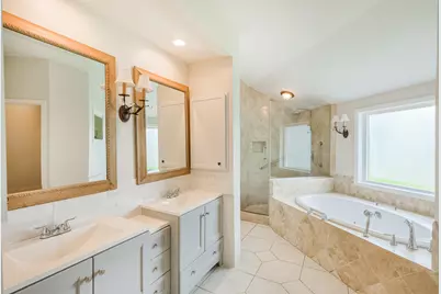 10303 Lynbrook Hollow Street, Houston, TX 77042 - Photo 29