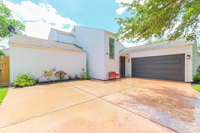 10303 Lynbrook Hollow Street, Houston, TX 77042 - Photo 45