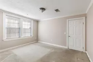 1120 E 26th St, Houston, TX 77009 - Photo 15