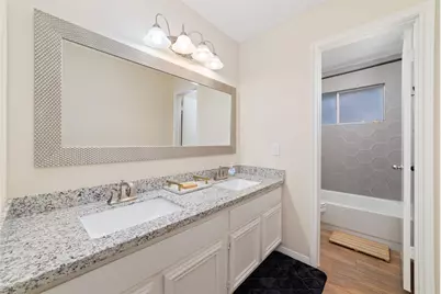36 N Rain Forest Court, The Woodlands, TX 77380 - Photo 21