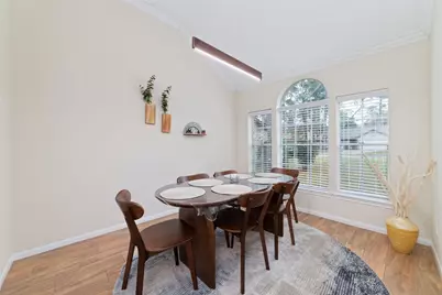 36 N Rain Forest Court, The Woodlands, TX 77380 - Photo 5