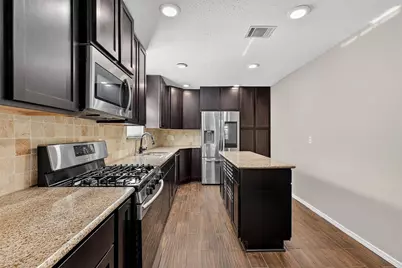 3027 Windmill Street, Sugar Land, TX 77479 - Photo 9