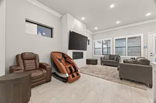 2435 Prairie Hollow Ln, Houston, TX 77077 - Photo 9