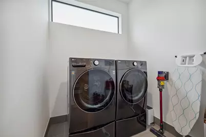 711 Memorial Heights Drive, Houston, TX 77007 - Photo 23