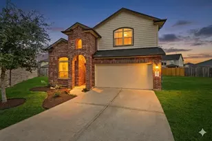 2002 Casterly Ct, Fresno, TX 77545 - Photo 1