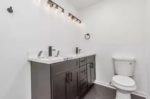 5006 Heatherbloom Dr, Houston, TX 77045 - Photo 9