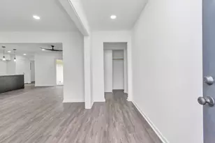 5006 Heatherbloom Dr, Houston, TX 77045 - Photo 3