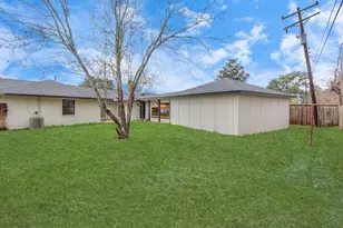 5006 Heatherbloom Dr, Houston, TX 77045 - Photo 17