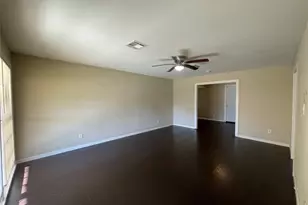 2904 Fannin St, La Marque, TX 77568 - Photo 9