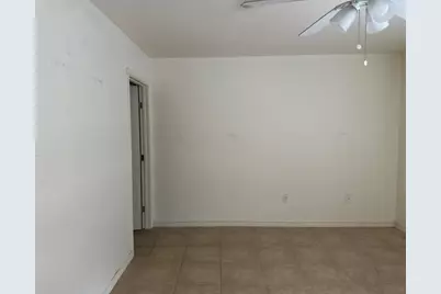 105 6th Street, Ingram, TX 78025 - Photo 11