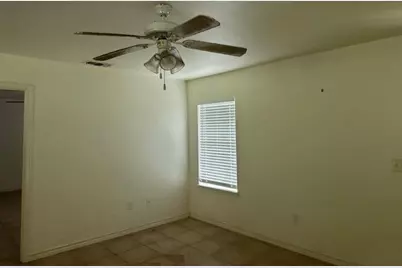 105 6th Street, Ingram, TX 78025 - Photo 5