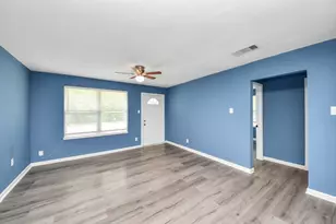 716 Hargest St, Prairie View, TX 77446 - Photo 5