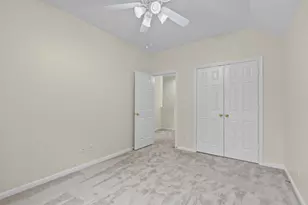 142 W Burberry Cir, The Woodlands, TX 77384 - Photo 35