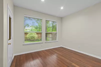 142 W Burberry Circle, The Woodlands, TX 77384 - Photo 17