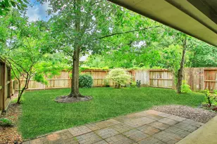 142 W Burberry Cir, The Woodlands, TX 77384 - Photo 41