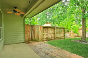 142 W Burberry Cir, The Woodlands, TX 77384 - Photo 39
