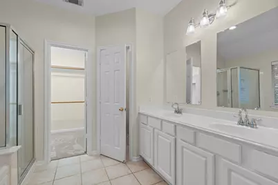 142 W Burberry Circle, The Woodlands, TX 77384 - Photo 27