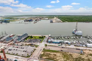 1927 Harborside Dr, Galveston, TX 77550 - Photo 7